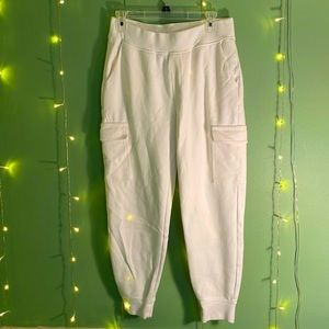 White Old Navy Joggers